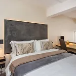 Beautiful City Haven 2Gyms With Pool & Parking