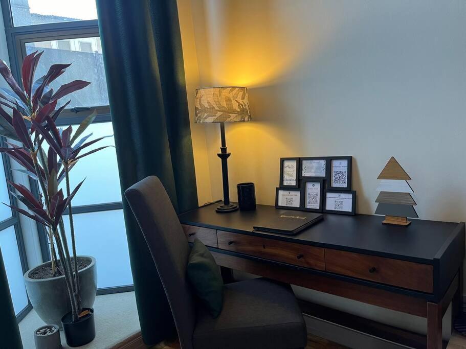 Apartment Beautiful Haven 2gyms With Pool & Parking