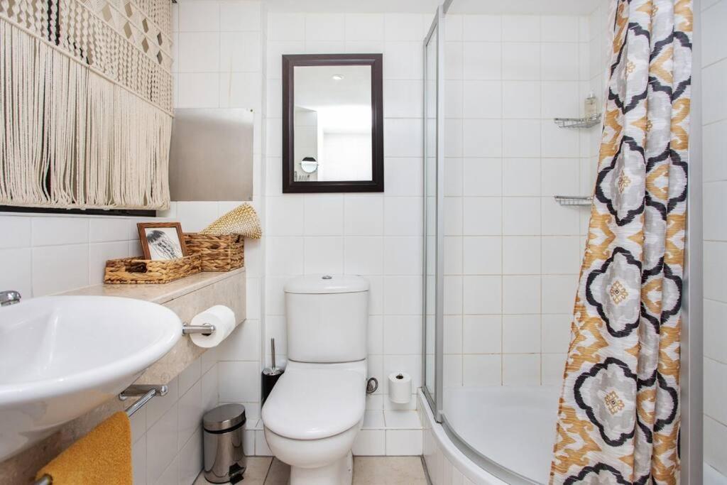 Beautiful Haven 2gyms With Pool & Parking Cape Town