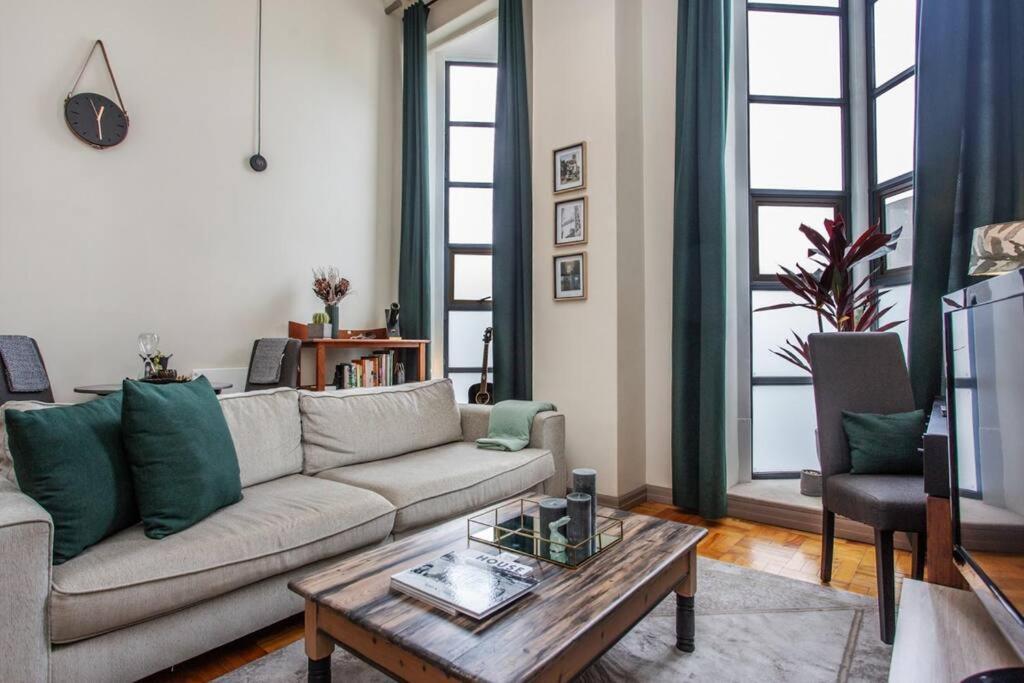 Beautiful Haven 2gyms With Pool & Parking