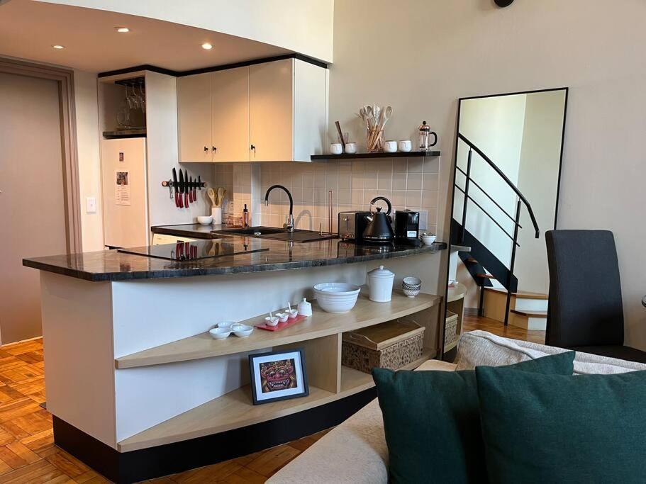 Beautiful Haven 2gyms With Pool & Parking Apartment *